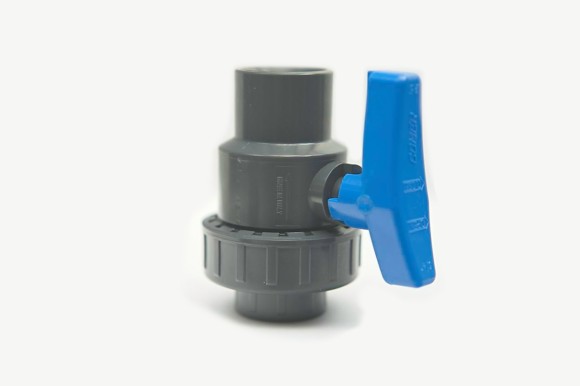 Zawór kulowy PVC  3/4''gw.w-w/śrubunek